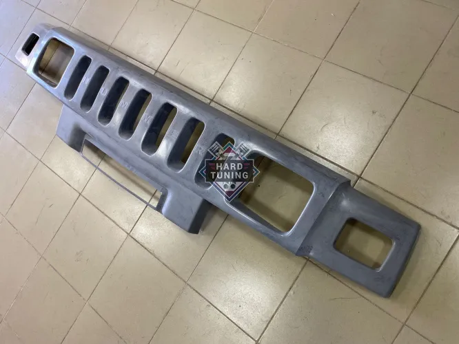 Решетка радиатора Hummer H2