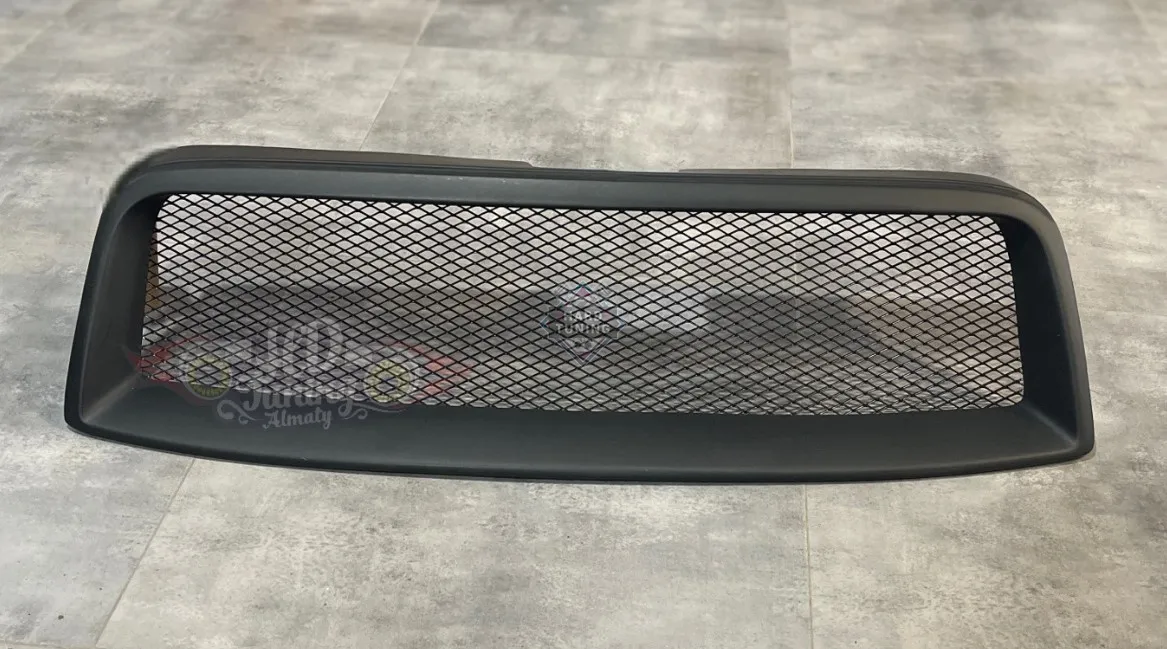 Решетка радиатора STI Cross Sport Subaru Forester SG Дорестайлинг