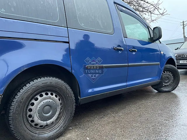Накладка на пороги HT Volkswagen Caddy 3