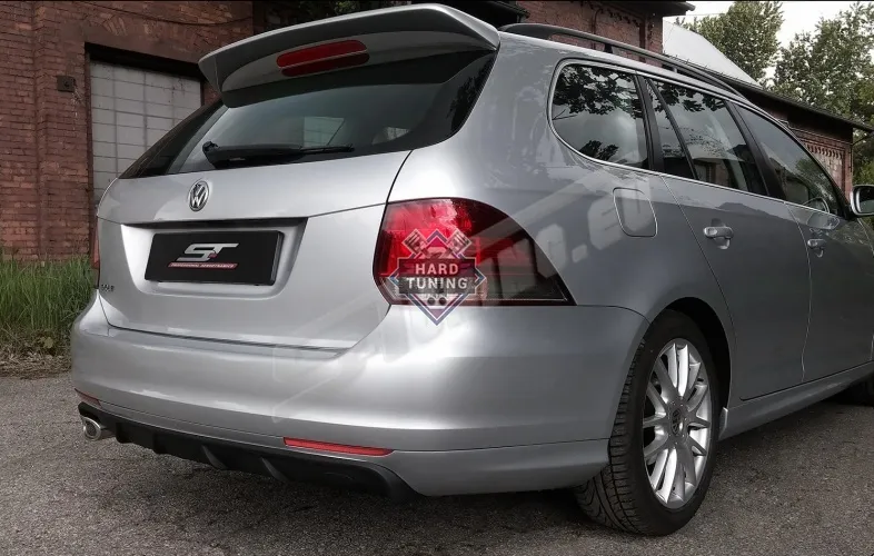 Накладка на задний бампер Auto R VW Golf 6
