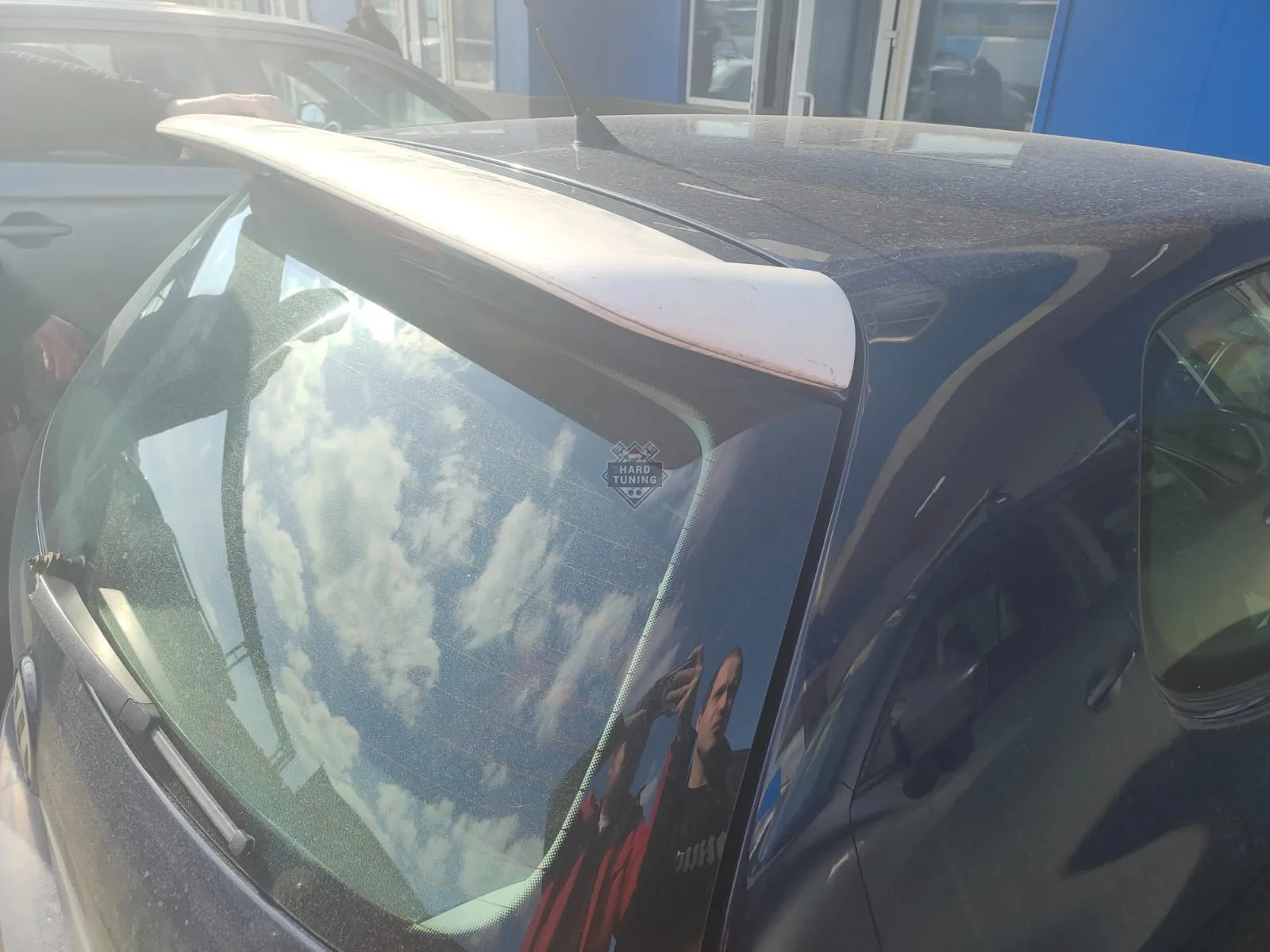 Спойлер на крышу багажника Volkswagen Golf 5