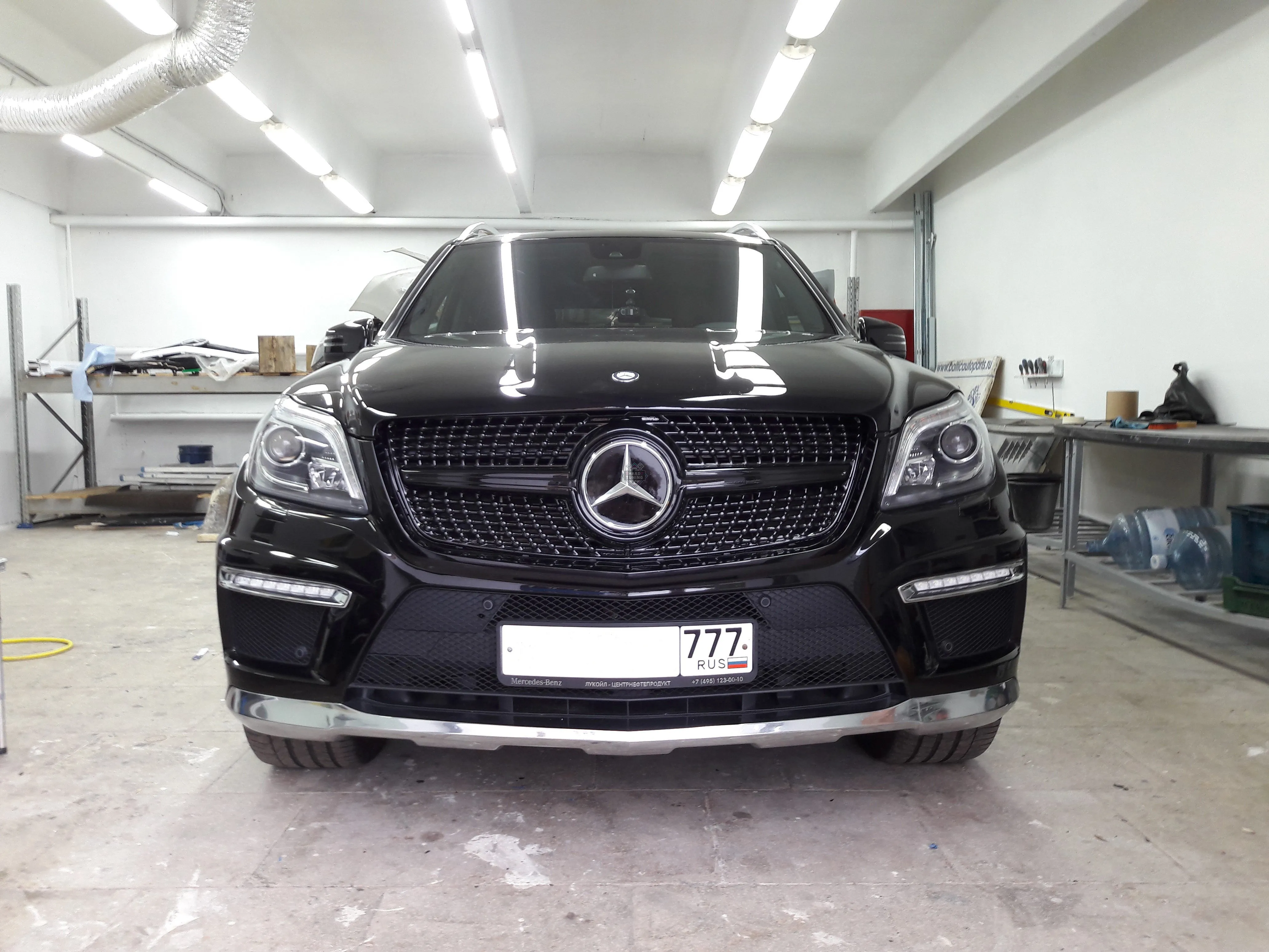 Решетка радиатора DEL Mercedes GL-Klasse AMG (X166) (под камеру) (без покраски)