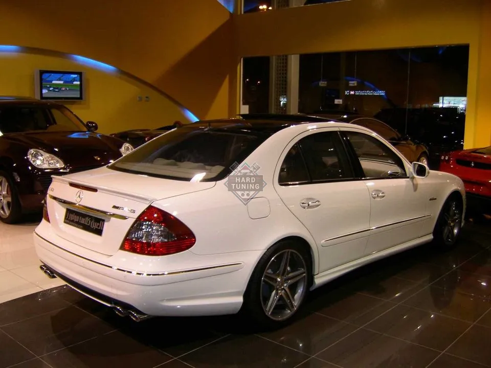 Спойлер AMG Mercedes E-Class W211 стеклопластик