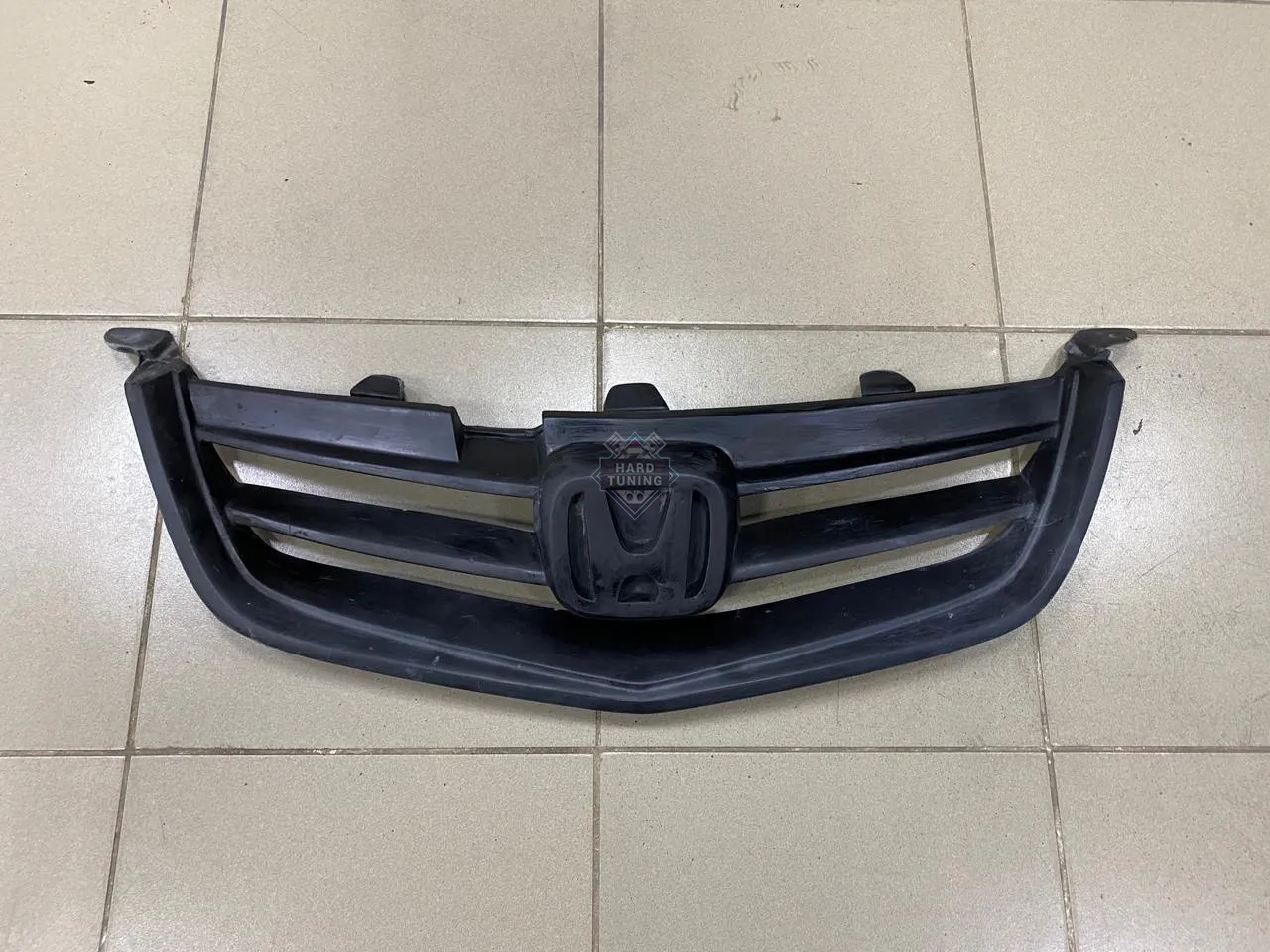 Решетка радиатора MODULO Honda Accord 7