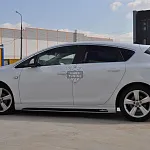 Накладки на пороги Opel Astra J