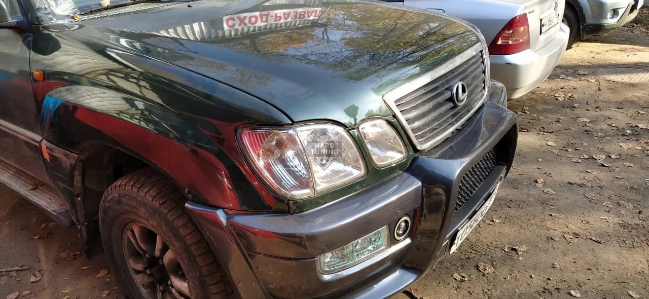 Передний бампер RED ALETI Lexus LX 470