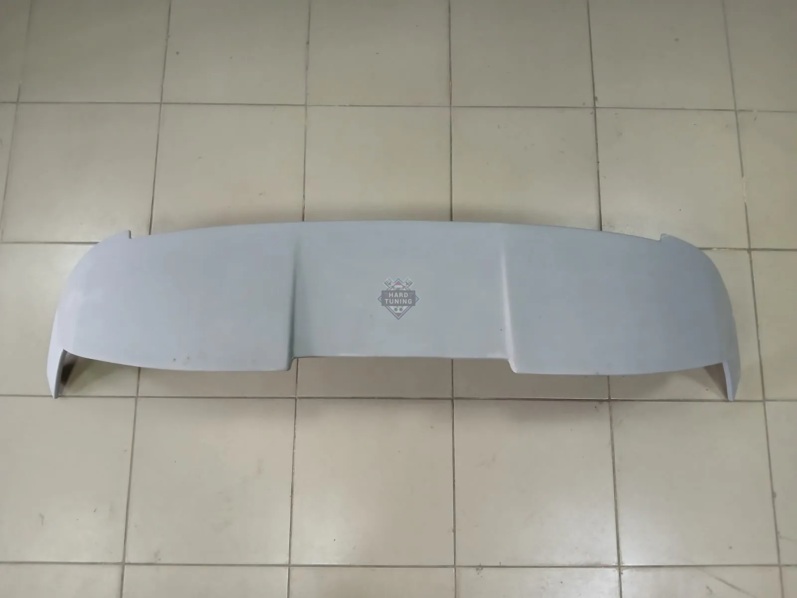 Спойлер верхний литой с боковыми Infiniti FX35/FX45 (S50)
