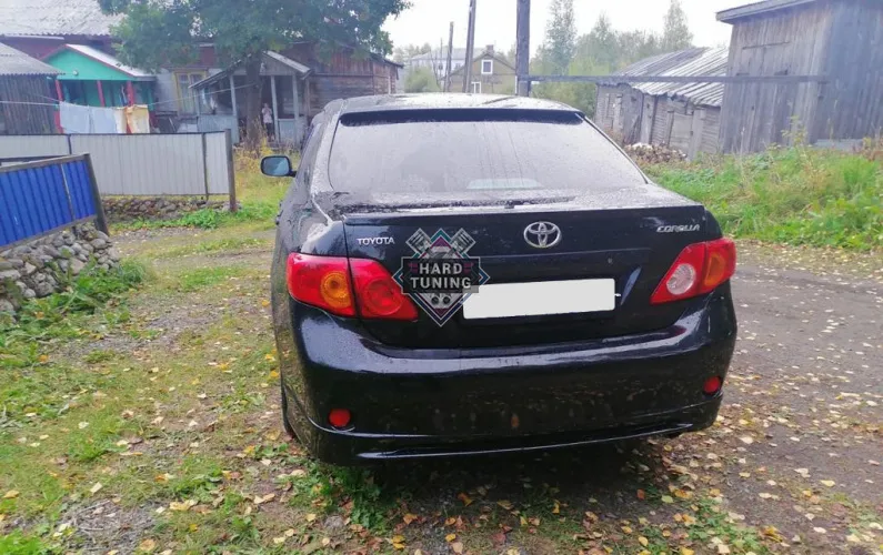 Накладка на задний бампер Toyota Corolla E140/E150 Дорестайлинг