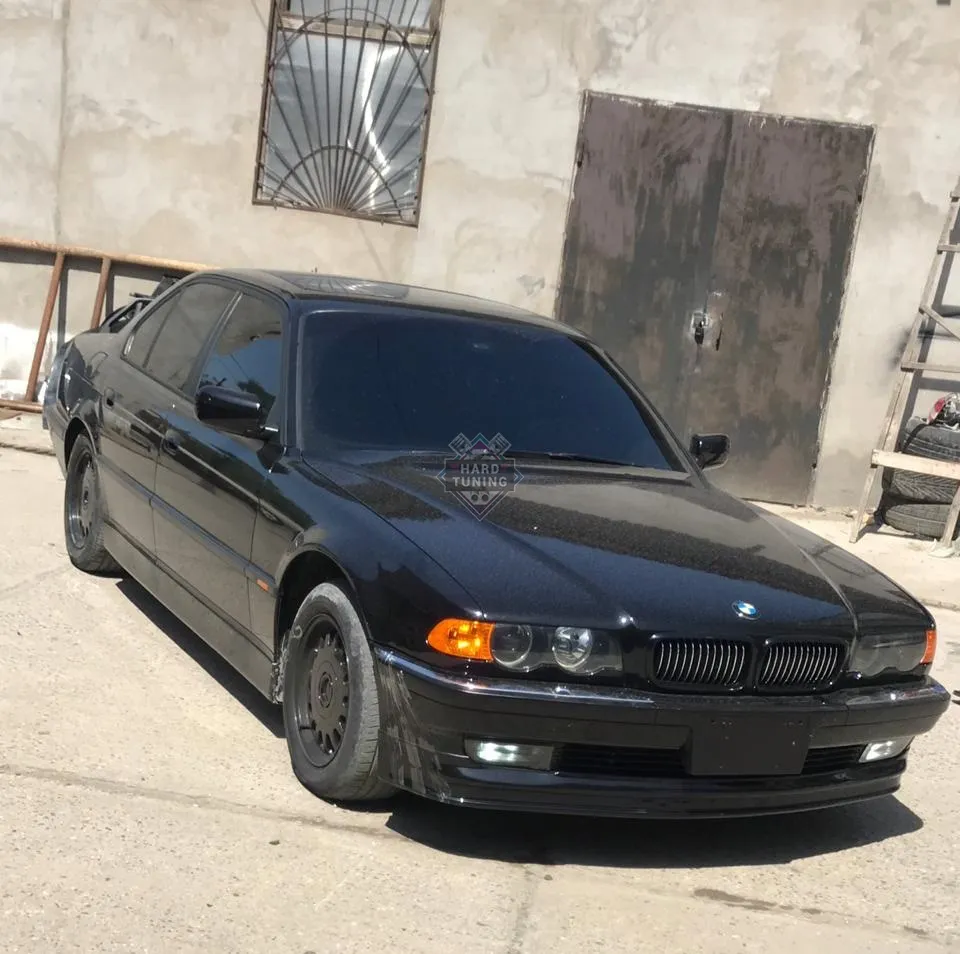 Накладка на передний бампер ALPINA BMW E38