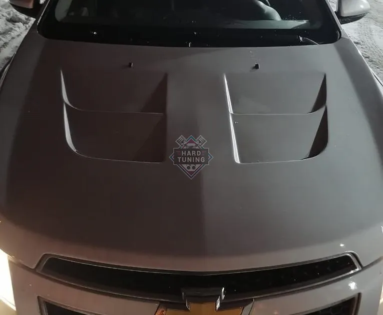 Капот с жабрами Chevrolet Cruze