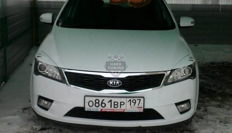 Накладки на фары с прорезями KIA Ceed/ProCeed 2010-2012