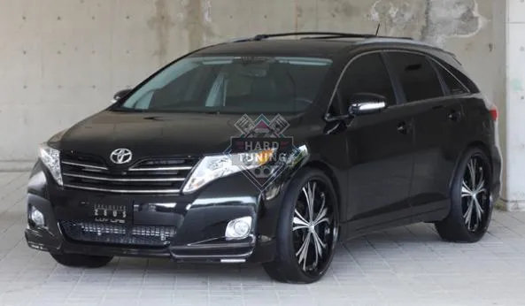 Комплект стайлинга Luv-Line на Toyota Venza