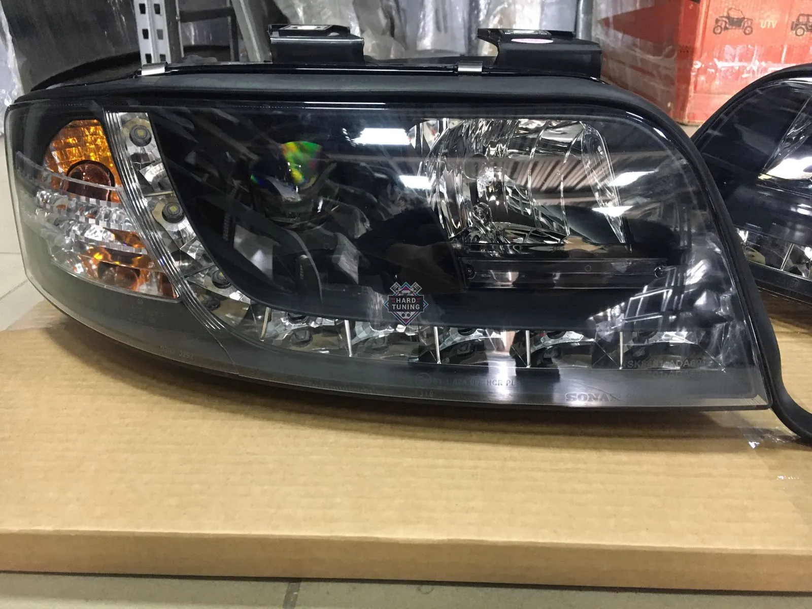 Передние фары AUDI A6 С5 2001-2004 HEADLIGHTS DAYLIGHT fits черные
