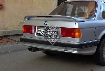 BMW E30 Zender Накладка задняя