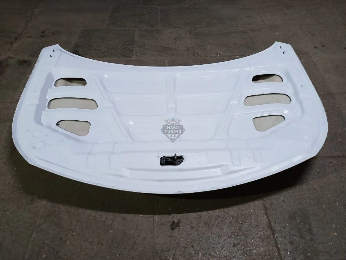 Капот с жабрами Armor Infiniti QX56/QX80
