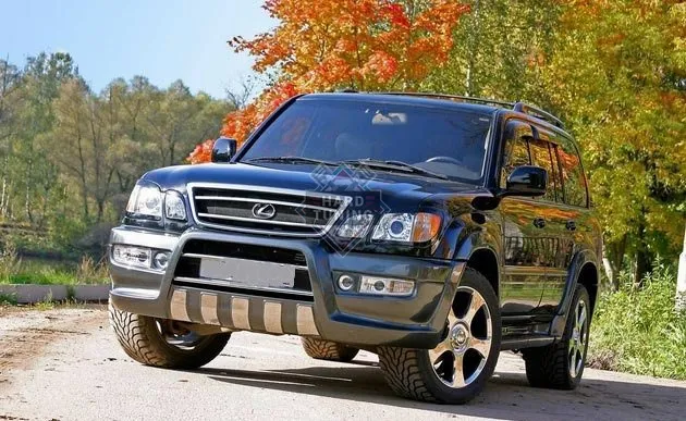 Передний бампер RED ALETI Lexus LX 470
