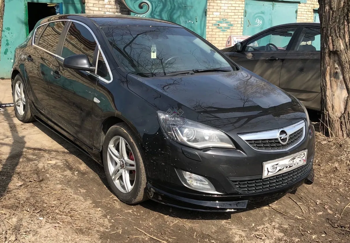 Обвес Opel Astra J хэтчбек рестайл
