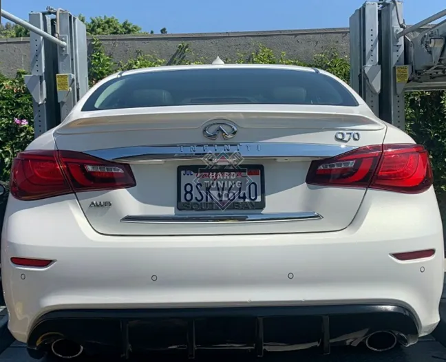 Спойлер OEM Infiniti Q70 (2013-2019)
