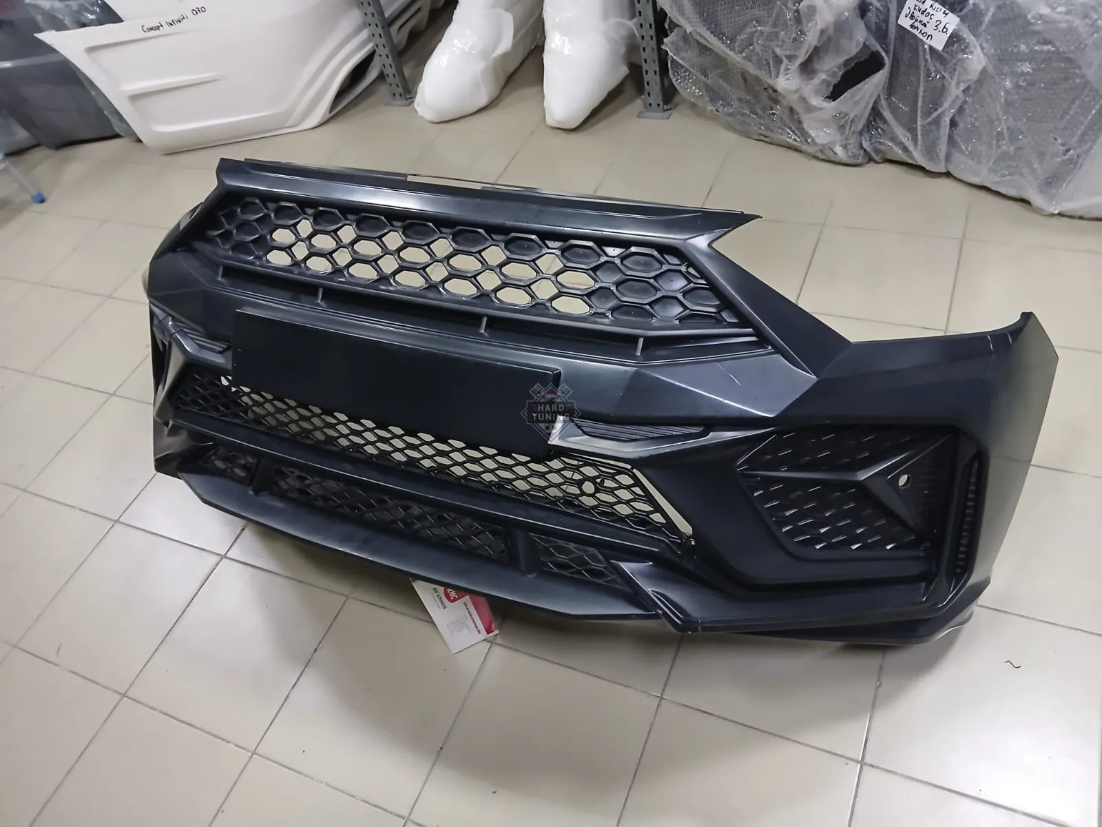 Передний бампер REBOOT Volkswagen Polo MK6 (под парктроники / без парктроников)