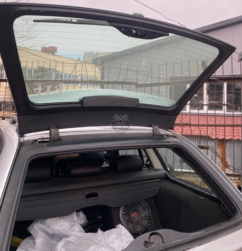 Рамка крышки багажника стеклопластик BMW E39 Touring (универсал)