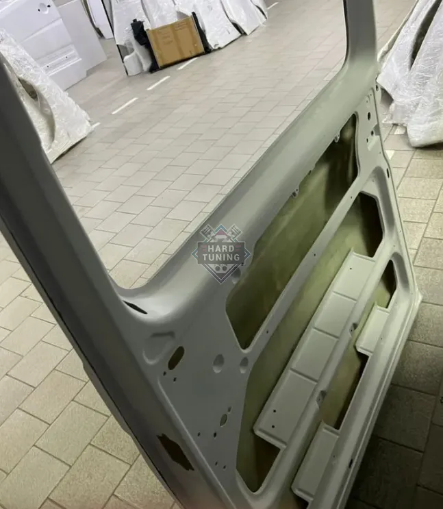 Сдвижная правая стеклопластик Volkswagen T5 под стекло, под центральный замок / без центрального замка