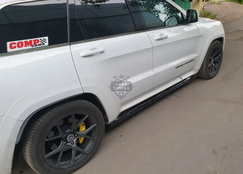 Сплиттеры порогов Jeep Grand Cherokee WK2