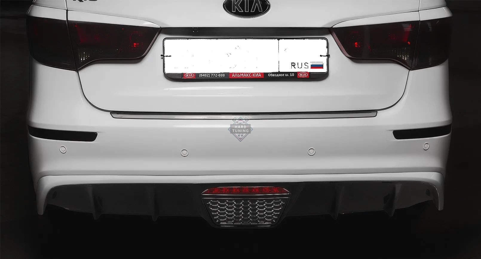 ДИФФУЗОР СО СТОП-СИГНАЛОМ KIA RIO 3 2015-2017 АБС ПЛАСТИК
