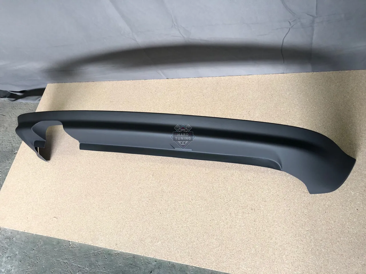 Накладка на задний бампер VR6 Volkswagen Golf 4