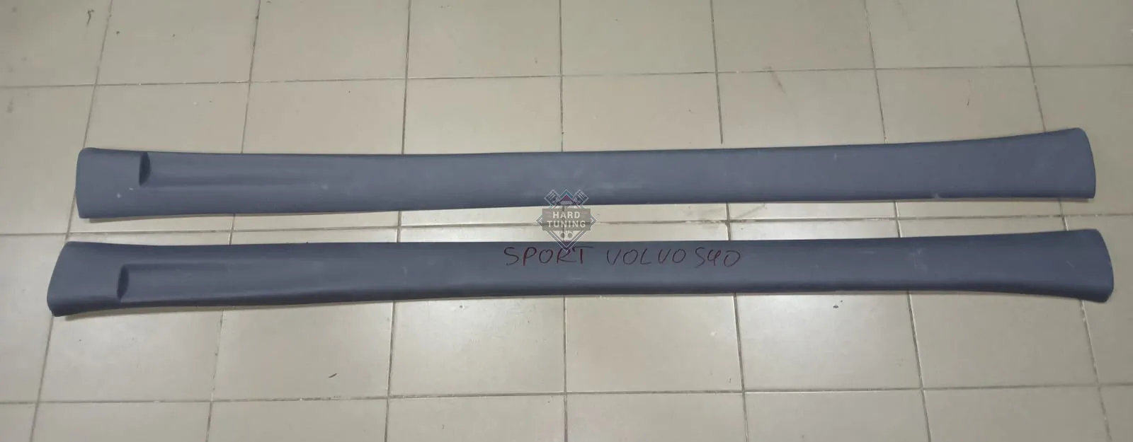 Накладки на пороги Sport Volvo S40