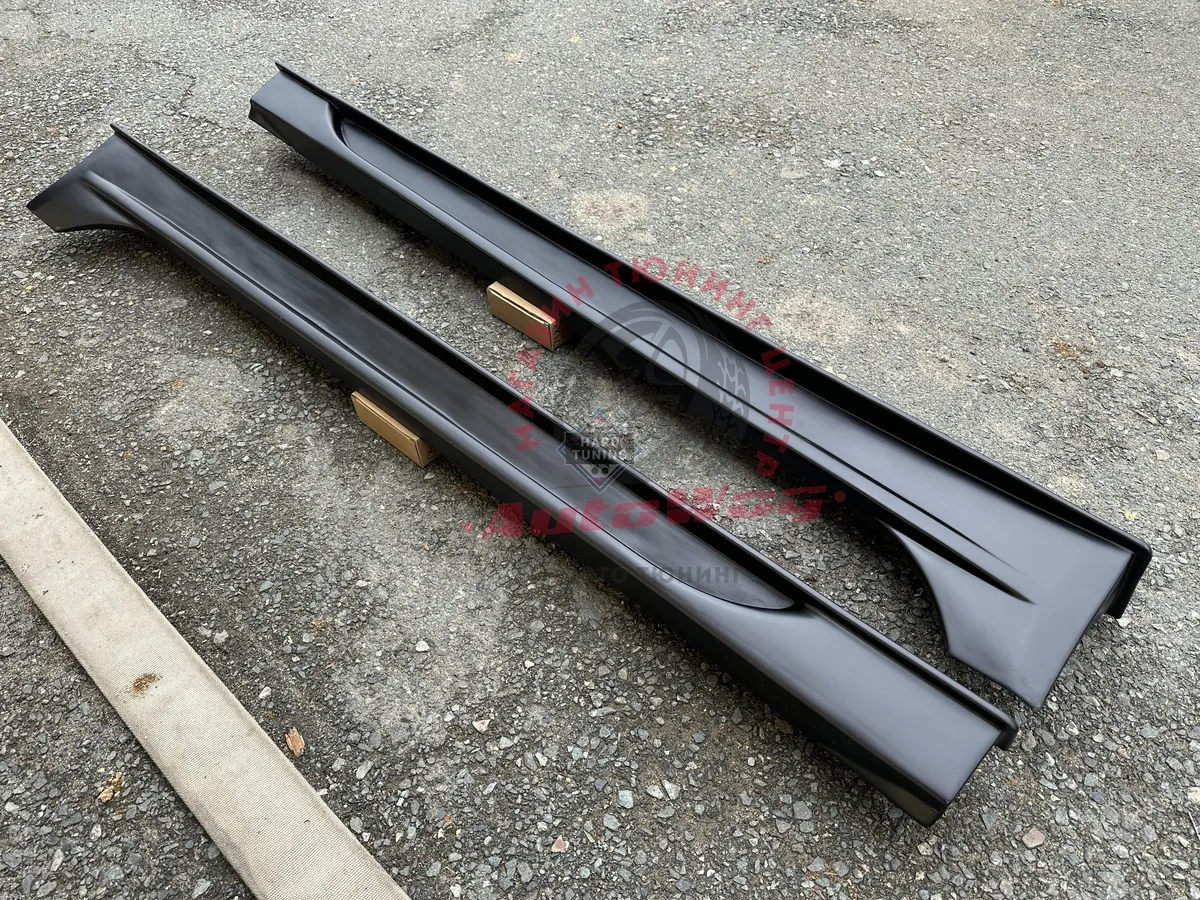 Накладки на пороги VARIS Mitsubishi Lancer 10