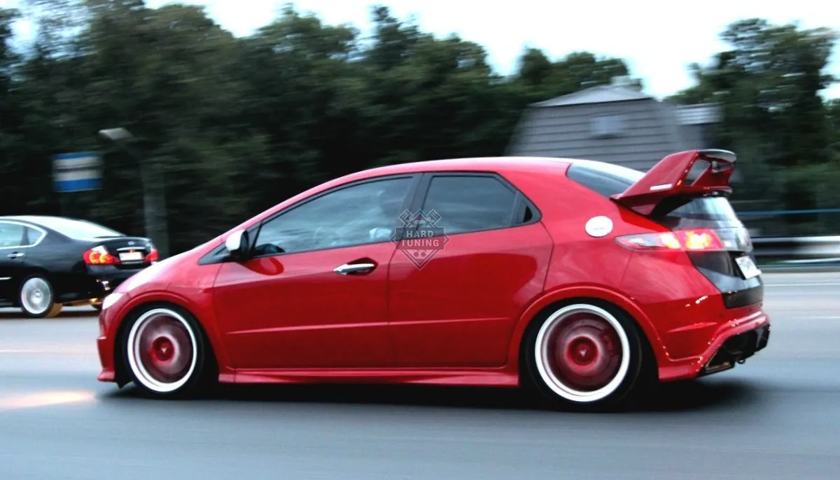 Спойлер MUGEN Honda Civic 8 5D