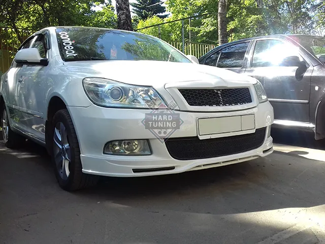 Решетка радиатора HT Skoda Octavia A5 FL