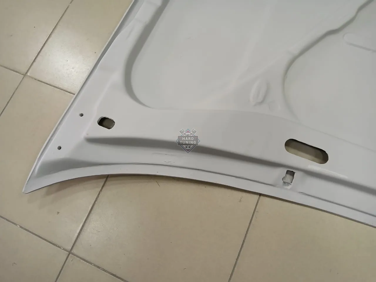 Капот пластиковый штатный Volkswagen Golf 4