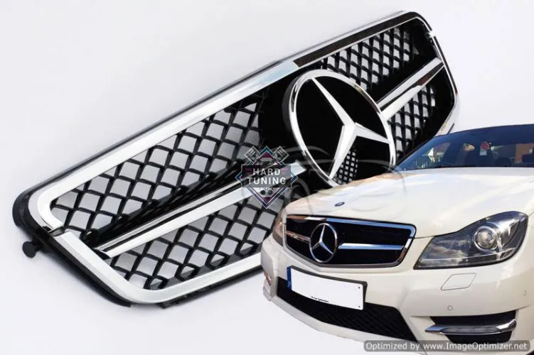 Решетка радиатора Мерседес W204 Mercedes Benz C-class W204 2006-2014 года AMG с хромированным молдингом