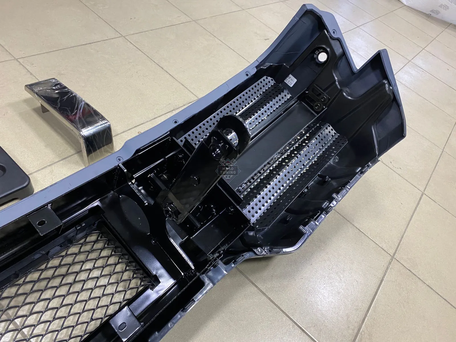 Передний бампер AMG 63 Mercedes G-Klasse (W463)