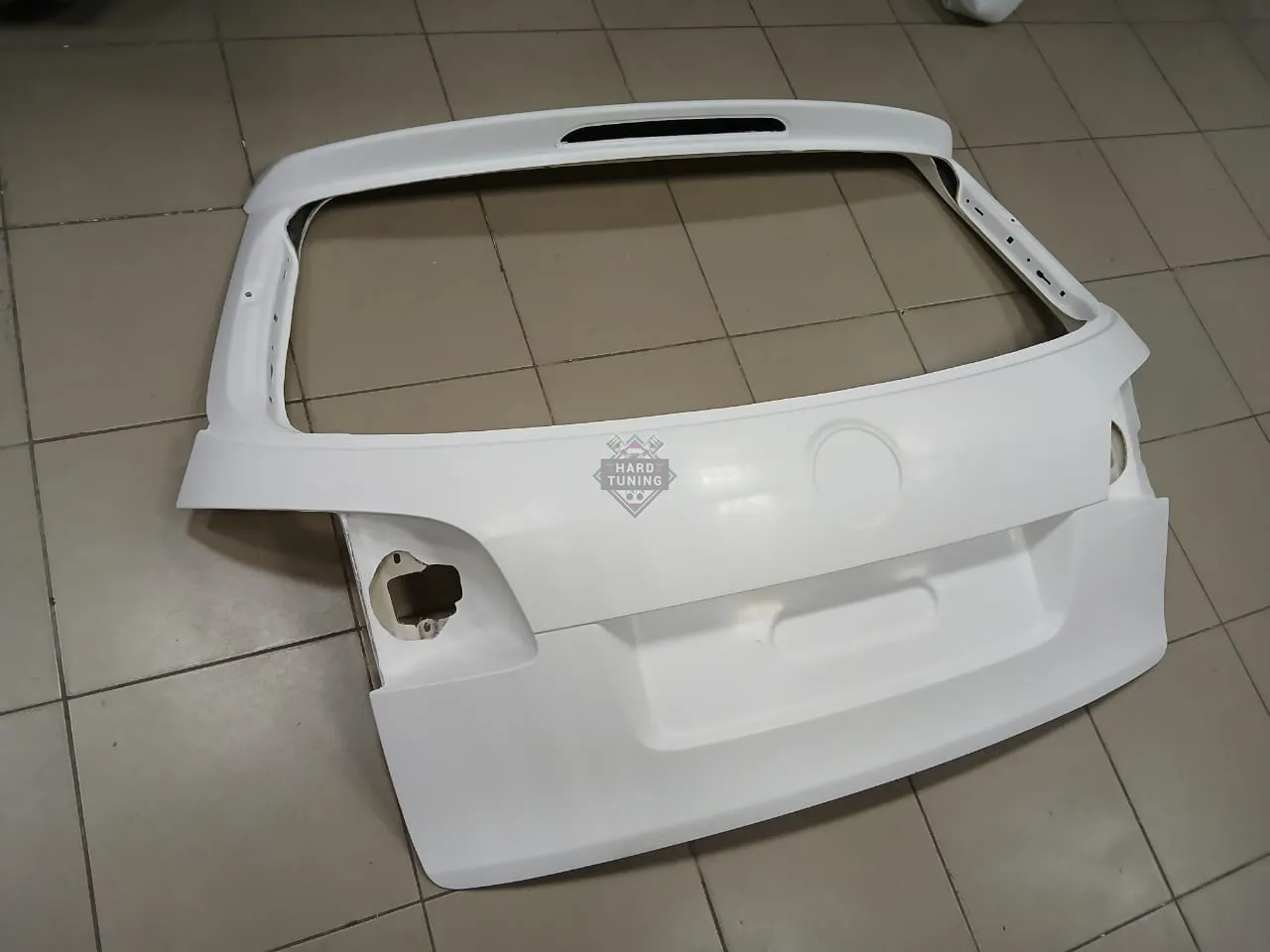 Крышка багажника стеклопластик Volkswagen Golf Plus 1 2005-2009