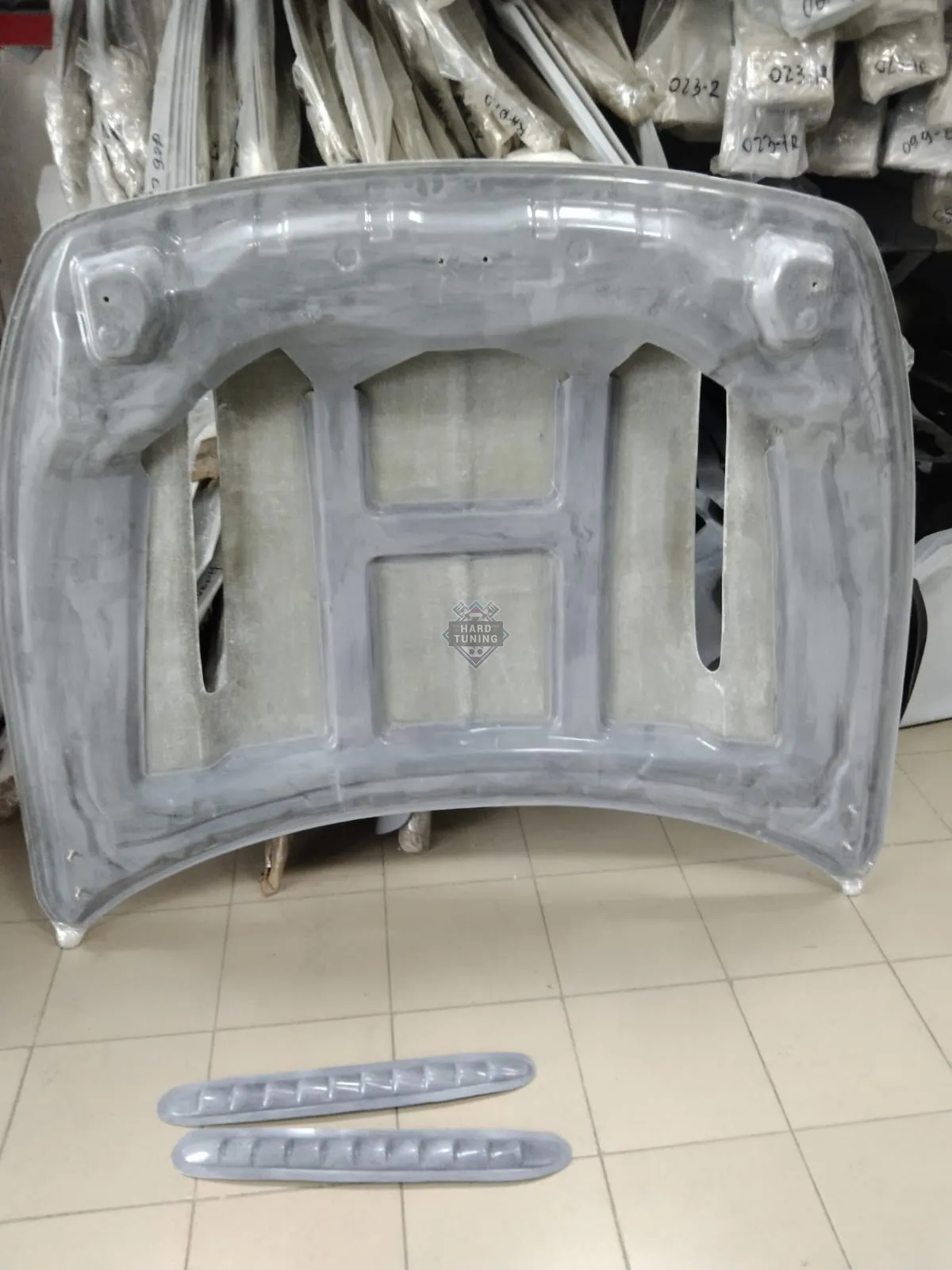 Капот Vettel Infiniti FX30D/FX35/FX37/FX50/QX70 (S51)