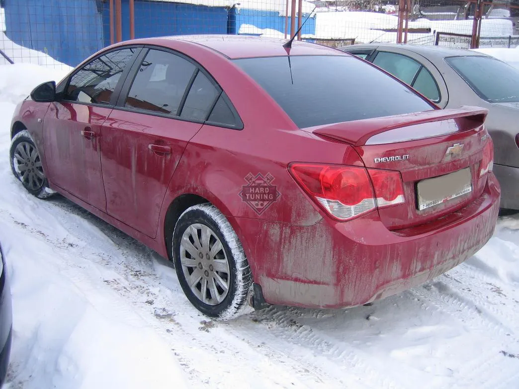 Спойлер под стоп сигнал V1 Chevrolet Cruze седан