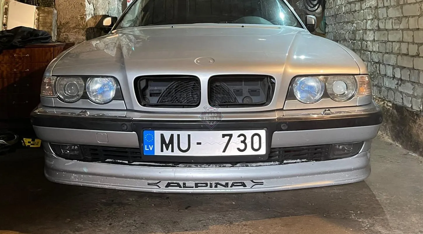 Накладка на передний бампер ALPINA BMW E38
