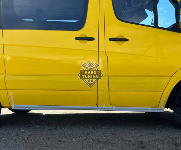Накладки на пороги Maxton Mercedes Sprinter W907 2018+