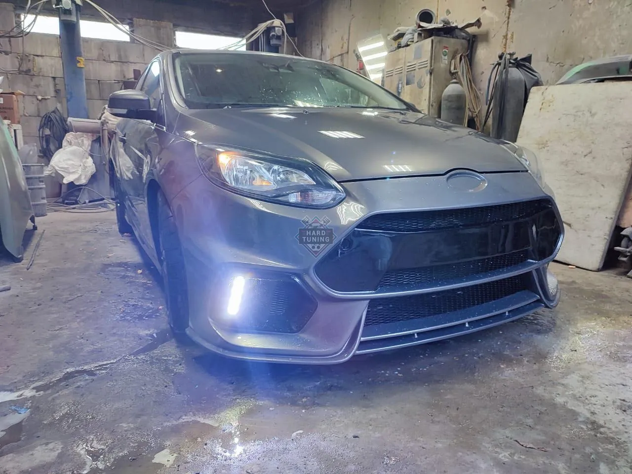 Передний бампер MAXTON Ford Focus 3 дорест 2010-2015