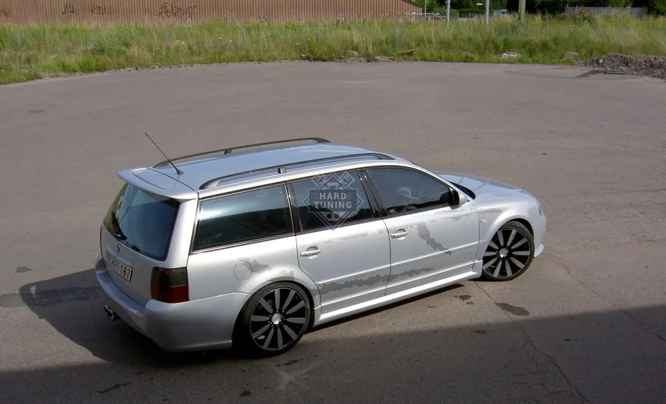 Накладки на пороги HT Volkswagen Passat B5