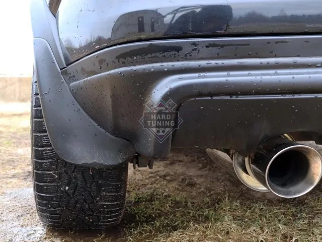 Задняя накладка Impul Style Nissan Juke