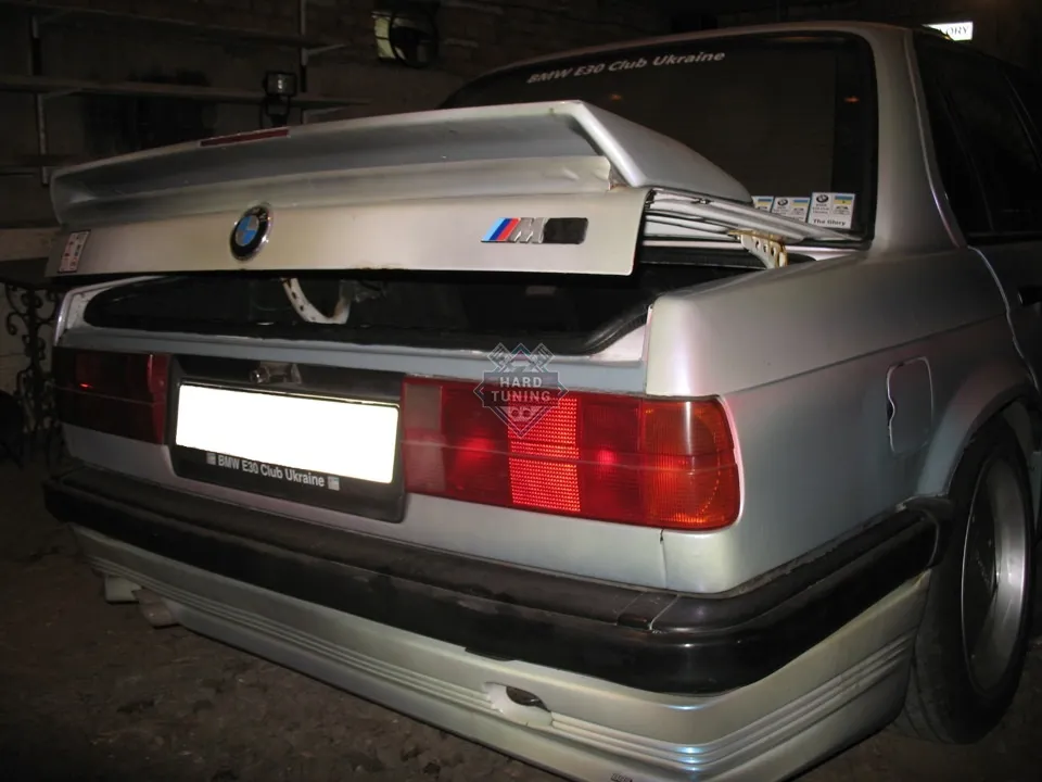 Бленда под гос-номер BMW E30
