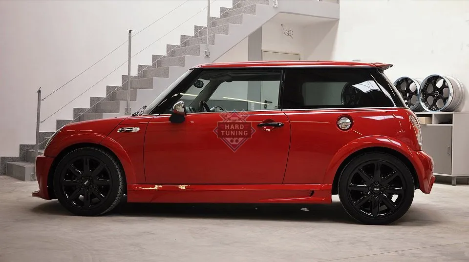 Накладки на пороги ST Mini Cooper