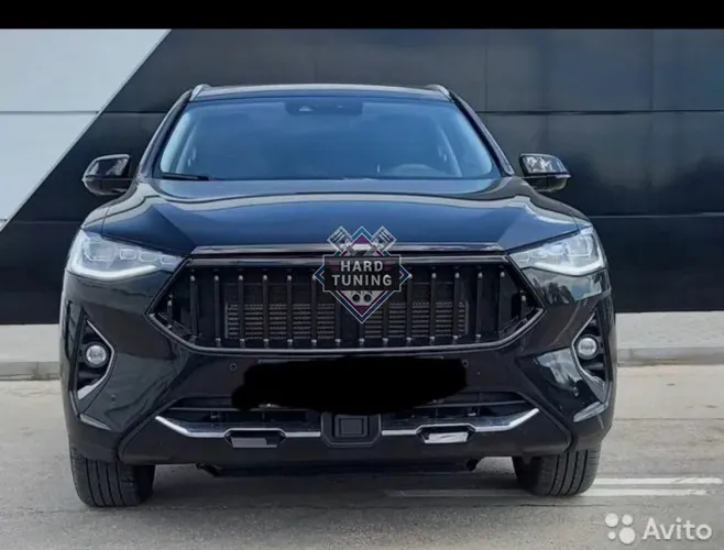 Решетка радиатора Sport V1 Haval F7 / F7x (2018-2022) с сеткой Черный глянец