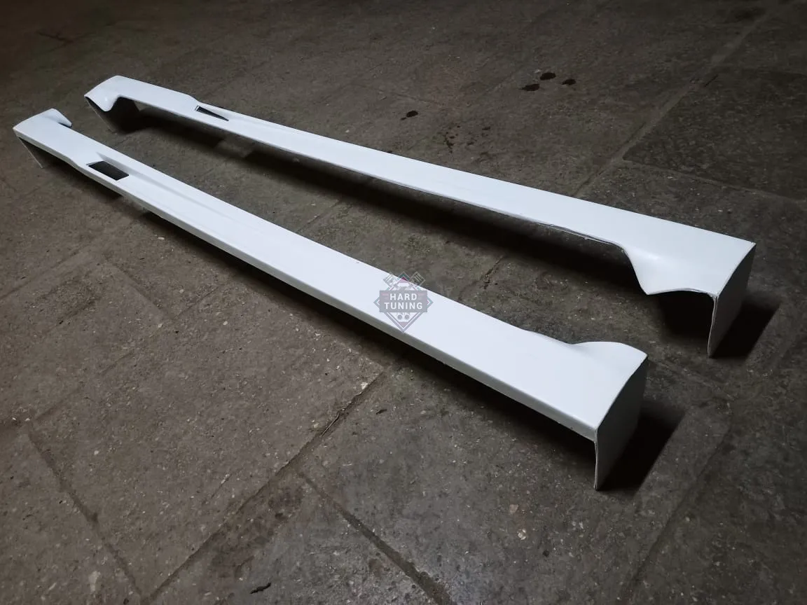 Накладки на пороги Armor Infiniti QX56/QX80