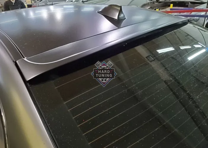 Козырек на заднее стекло BMW F10