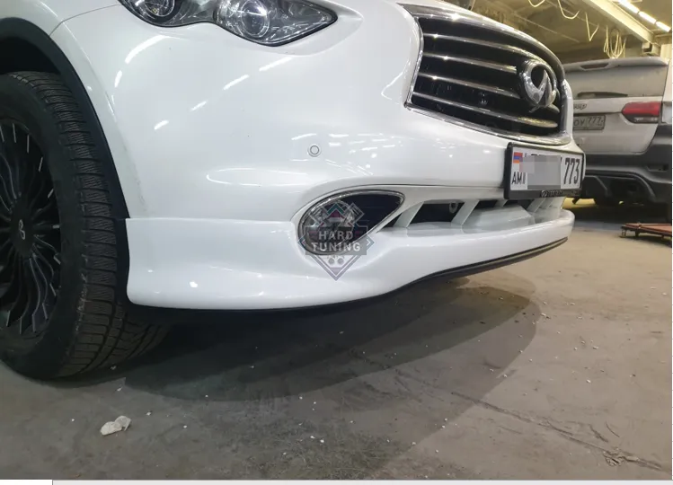 Накладка на передний бампер Nismo Infiniti FX30D/FX35/FX37/FX50/QX70 (S51)