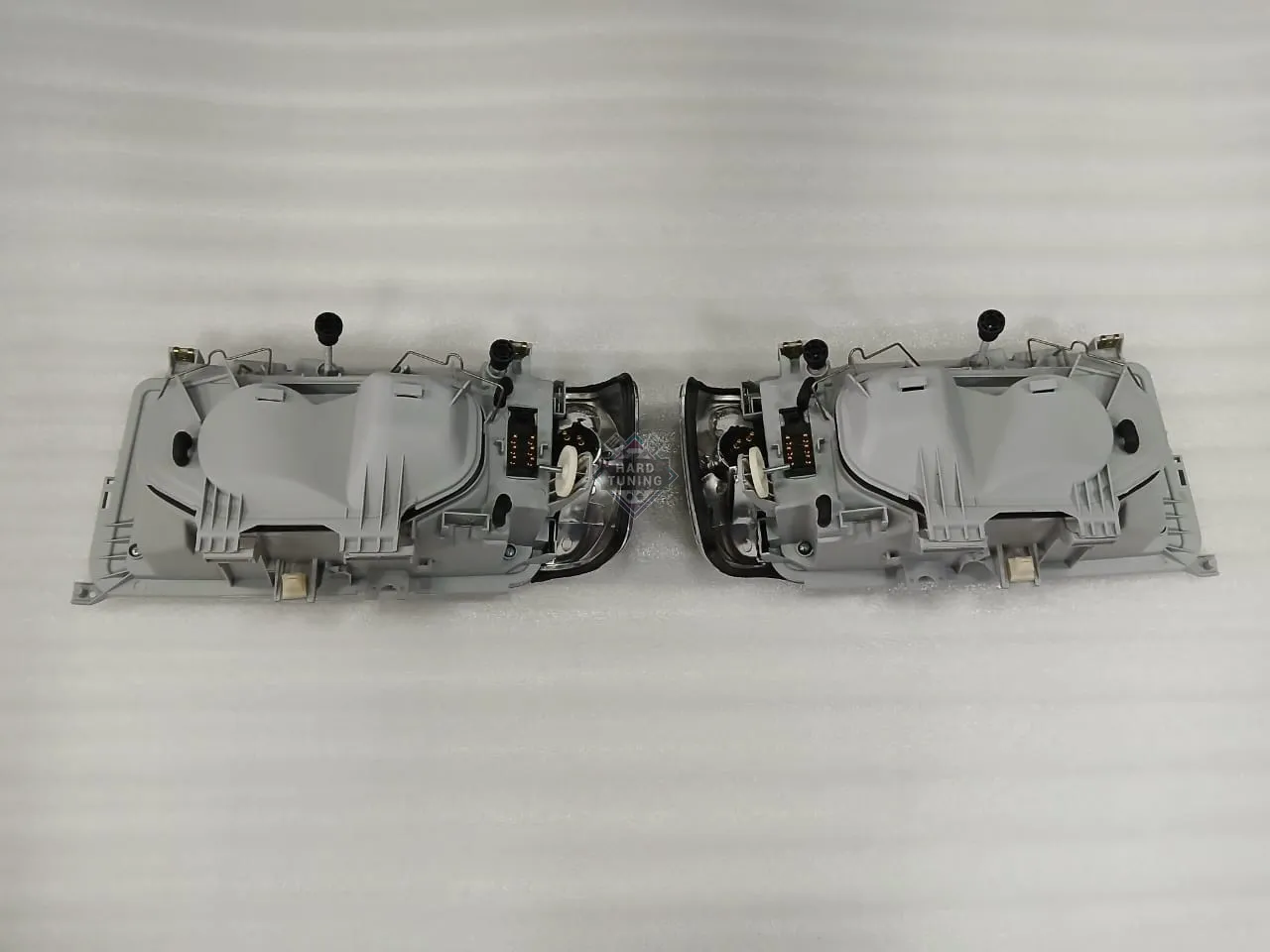 Передние фары Mercedes W201/190 (1982-1993) черные